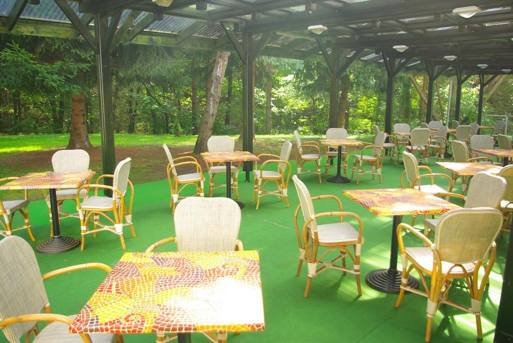 Salgo Hotel Salgótarján Bagian luar foto